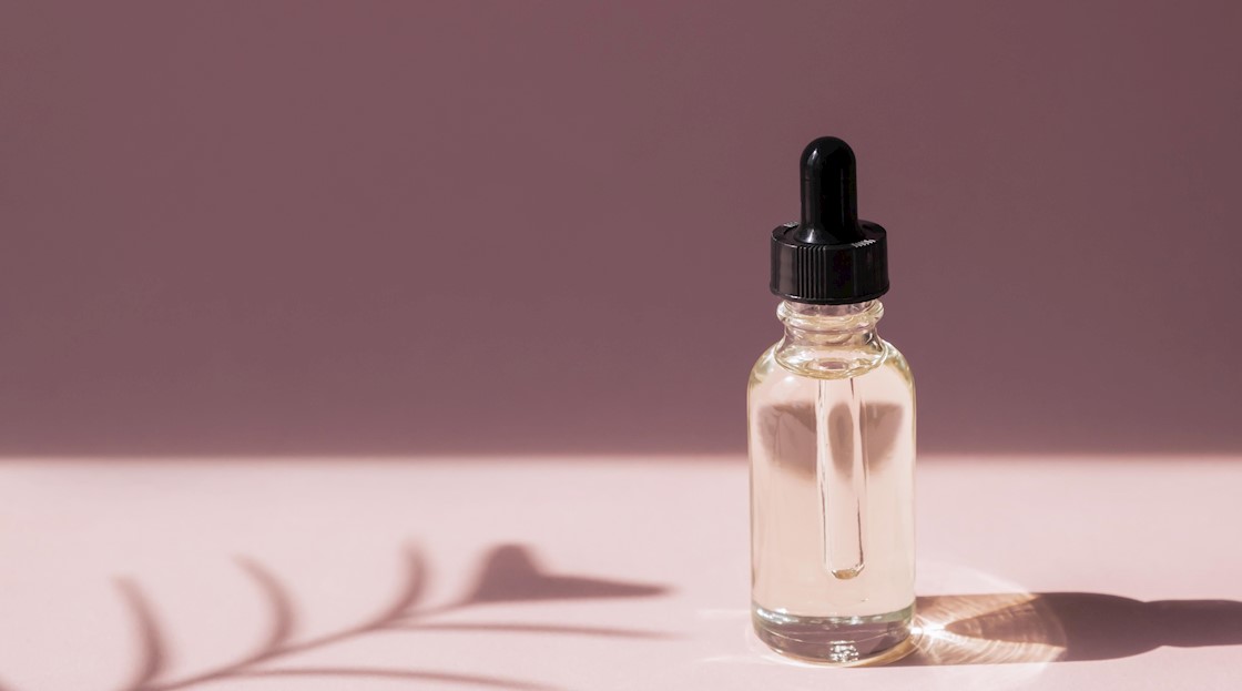 The benefits of niacinamide and vitamin B12 in skincare